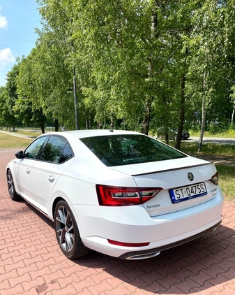 Skoda Superb cena 68000 przebieg: 234260, rok produkcji 2016 z Żory małe 667